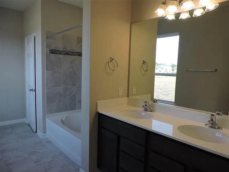 1164 Littleton Ct — Photo 14