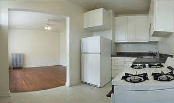 4th image of 4841 N Albany Ave APT 3