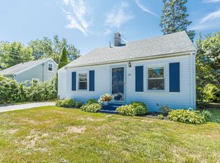 122 Gleckler Rd, Portland, ME 04103