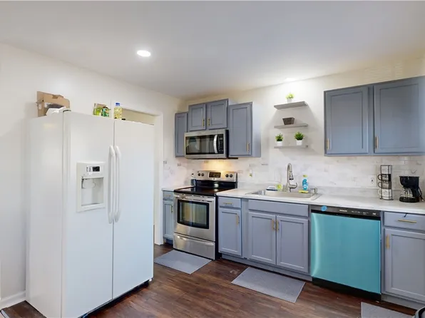 529 S Azalea Rd, Petersburg, VA 23805