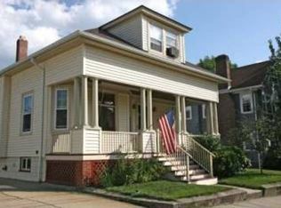 18 Lennon St, Providence, RI 02908