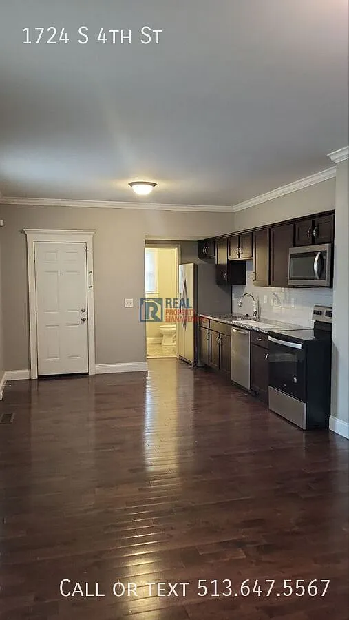 Updated, Clean 2 BR 1 BA Home — Photo 4