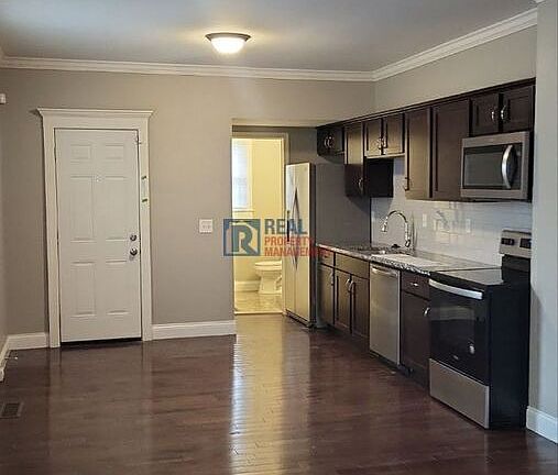 4th image of 1724 S 4th St