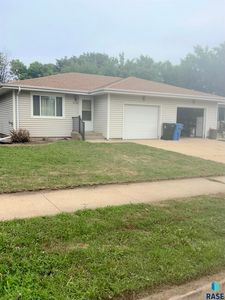 5014 W 47th St, Sioux Falls, SD, 57106
