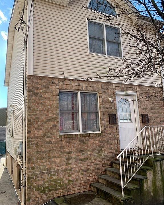 1st image of 104 Lockwood Ave