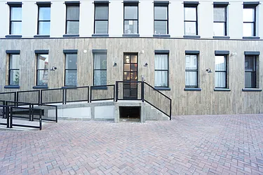 Rented by Rennit Inc.