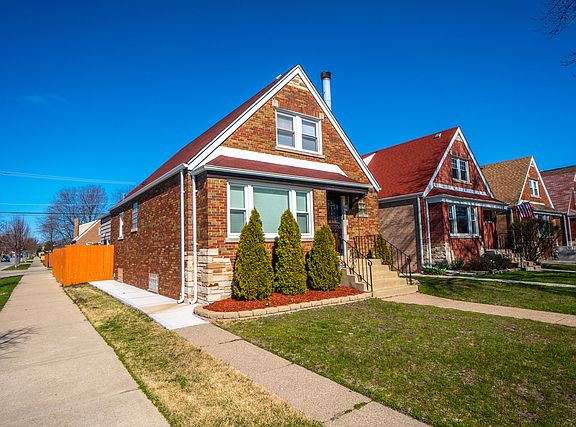 2nd image of 10758 S Avenue C