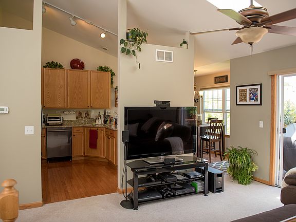 5th image of 1741 N Maplewood Ct