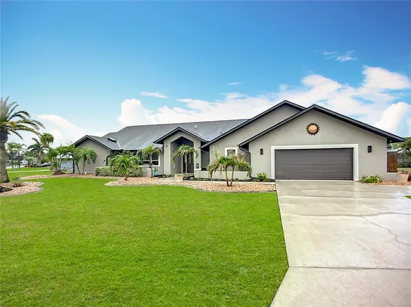 27466 Tierra Del Fuego Cir, Punta Gorda, FL 33983
