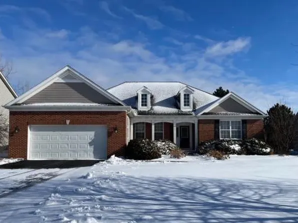 1581 Hearthstone Ct, Dyer, IN 46311