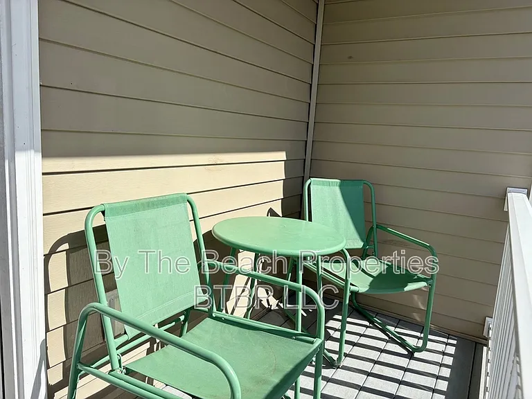 194 Spencer Cir — Photo 5