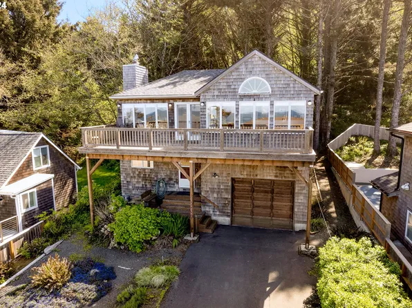 4647 Logan Ln, Cannon Beach, OR 97110