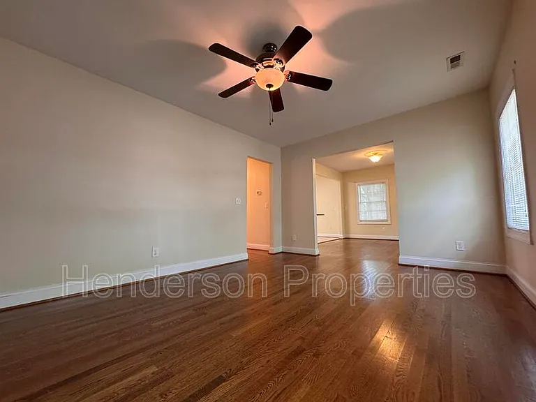 224-3 Harrill St — Photo 9