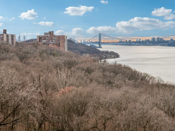 4455 Douglas Avenue image 1 of 33