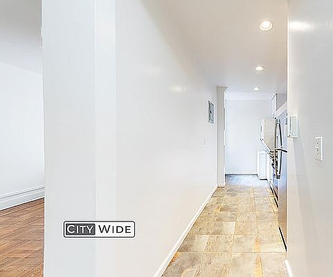 5th image of 206 W 104th St APT 48