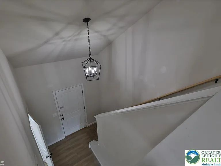 671 Sipos — Photo 10