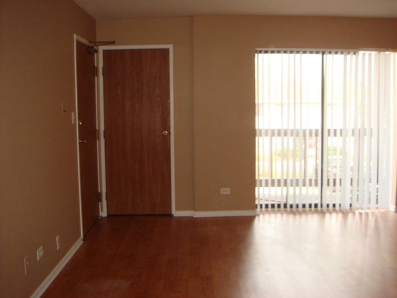 2nd image of 1328 N Geneva Dr APT 2A