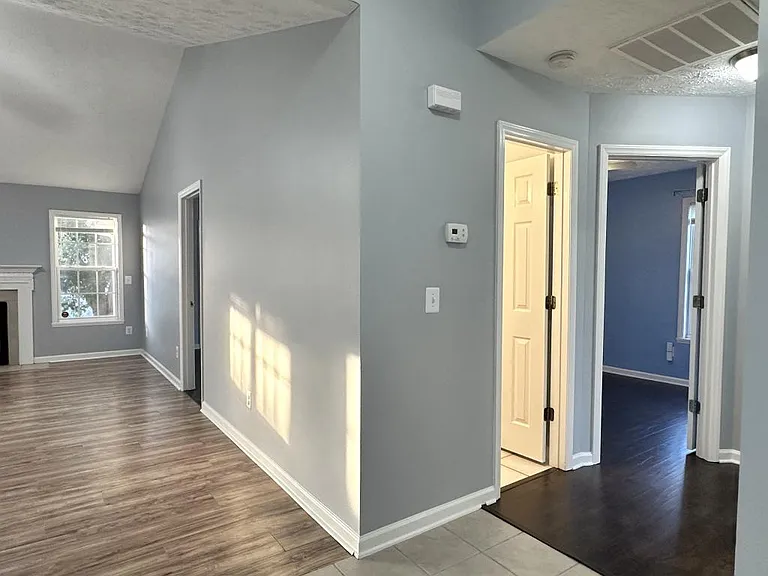 1002 Coalport Rd — Photo 4