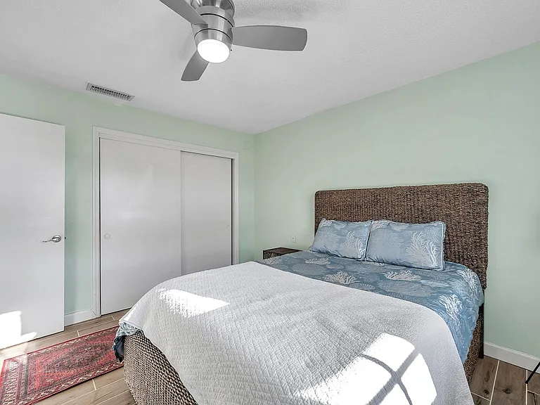 4728 Beach Dr SE #A — Photo 19