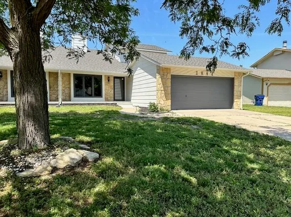 1442 S Goebel Cir, Wichita, KS 67207