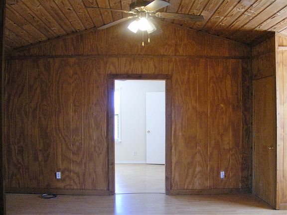 3rd image of 4645 Marian Ln