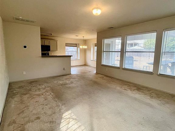 4th image of 15121 Katies Corner Ln