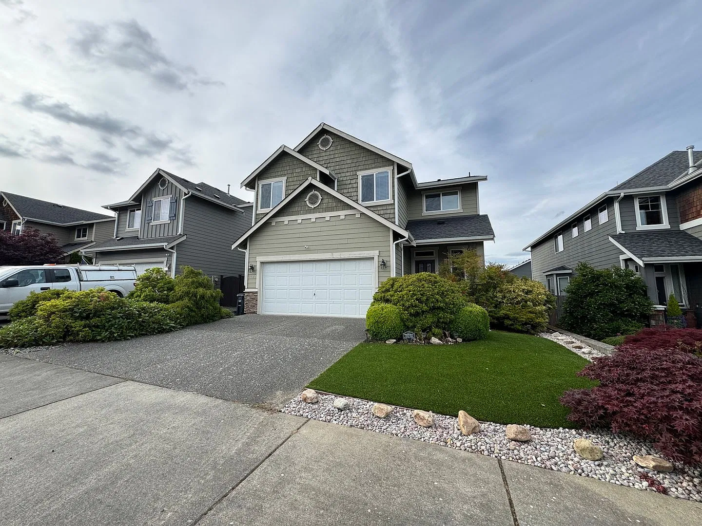 5 bed / 3 bath Home in Marysville — Photo 2