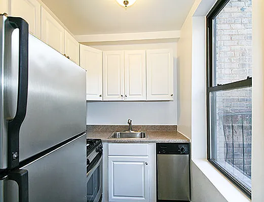 Rented by SW Queens Mezzanine | media 12