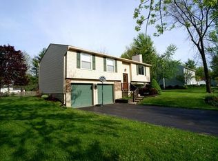 1551 Lynlee Dr, Bellbrook, OH 45305