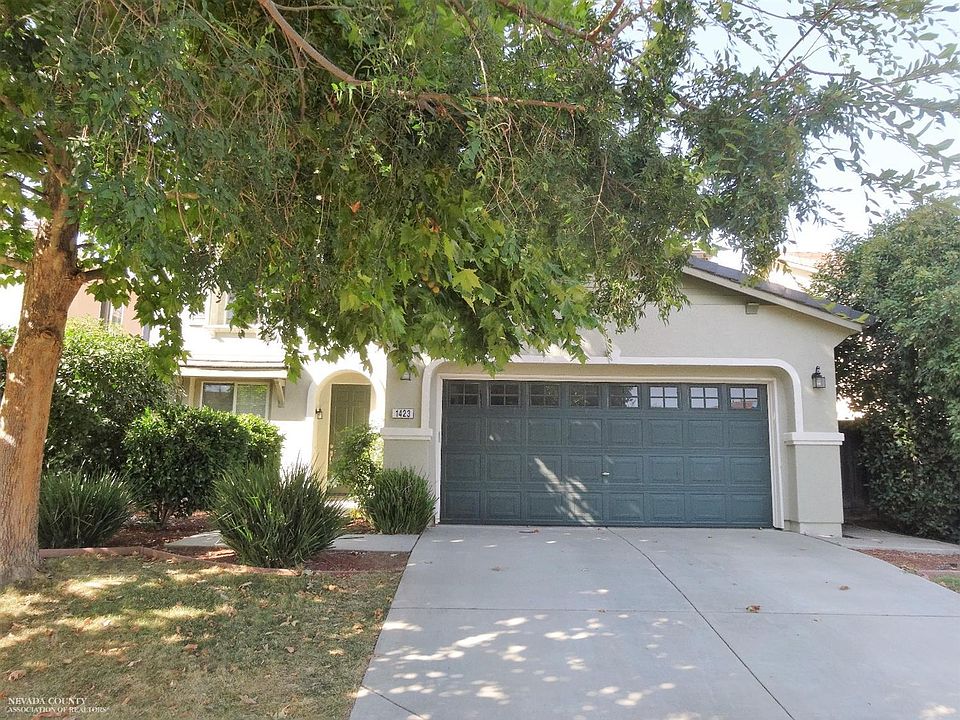 1st image of 1423 Paddington Way