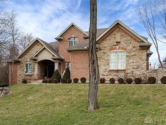 2nd image of 690 Grand Wood Ct