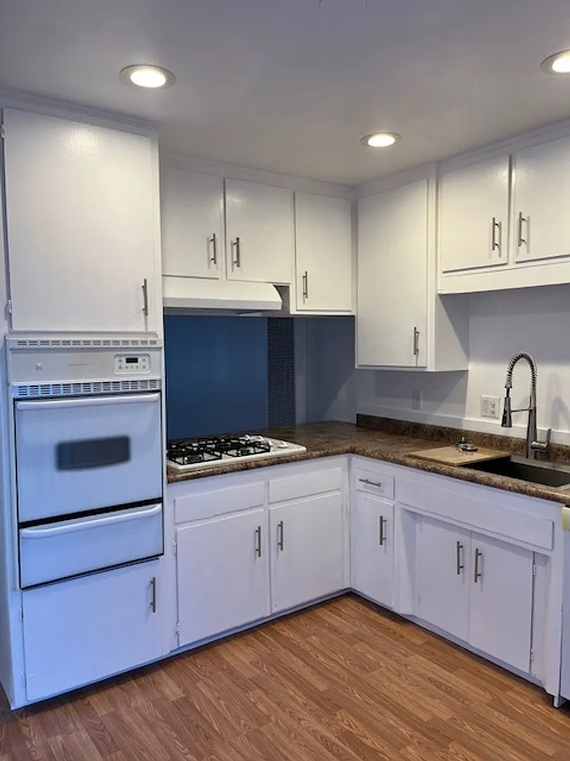 5812 Western Ave — Photo 2