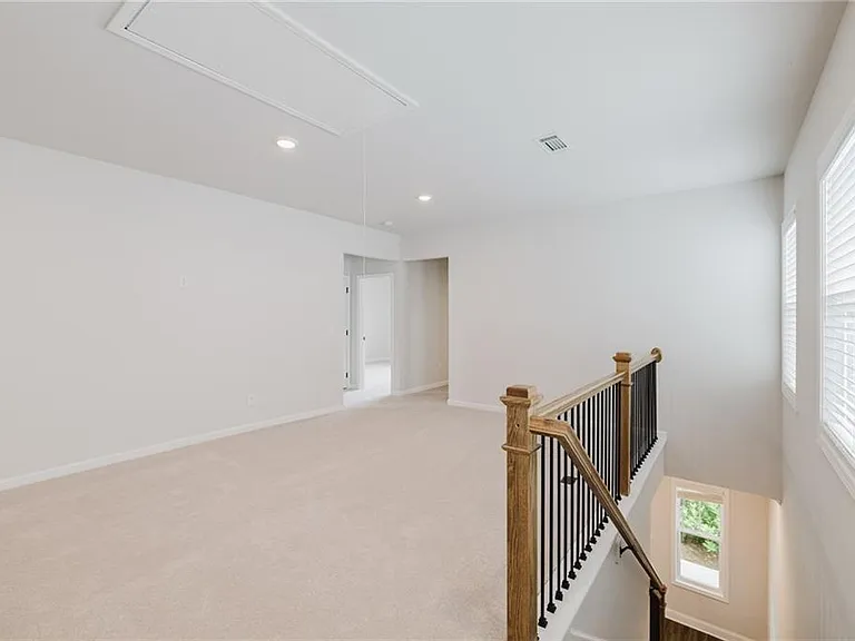 1814 Westfall Lndg — Photo 10