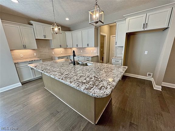 3rd image of 32088 Tuscan Ln #M-4