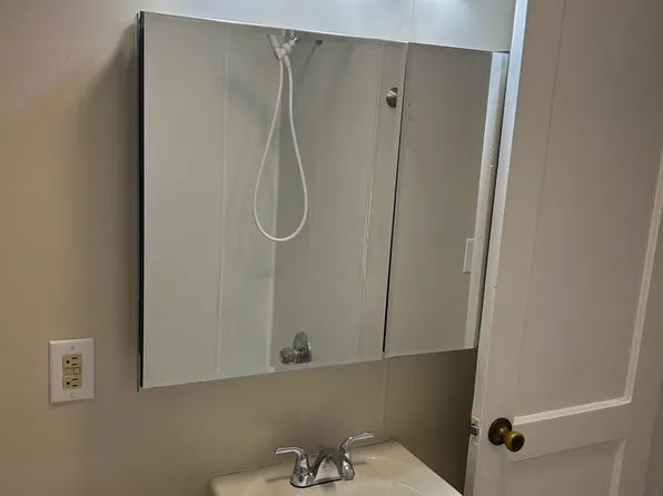 1331 Parkview Cir, Salisbury, NC 28144