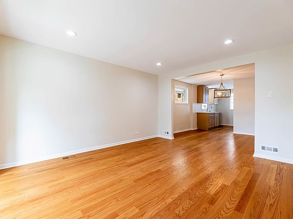 3rd image of 3523 S 53rd Ave