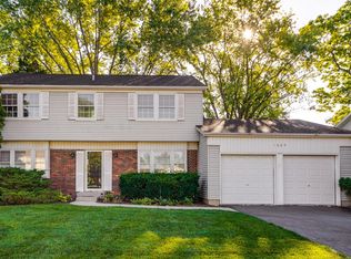 1005 Alden Ln, Buffalo Grove, IL 60089