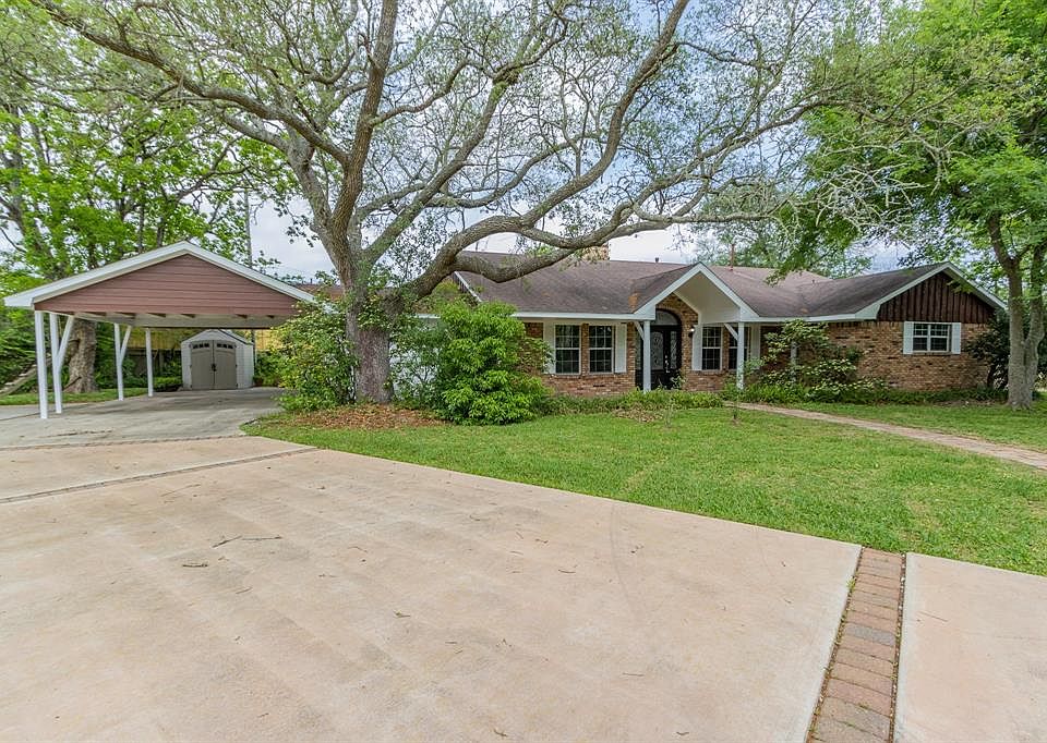 1st image of 618 Bay Vista Dr