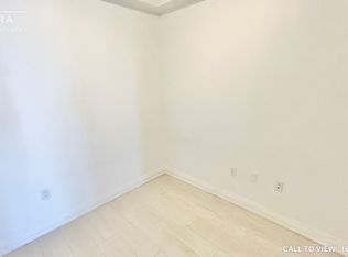 30 Gibbs Rd #3101, Toronto, ON M9B 0E4