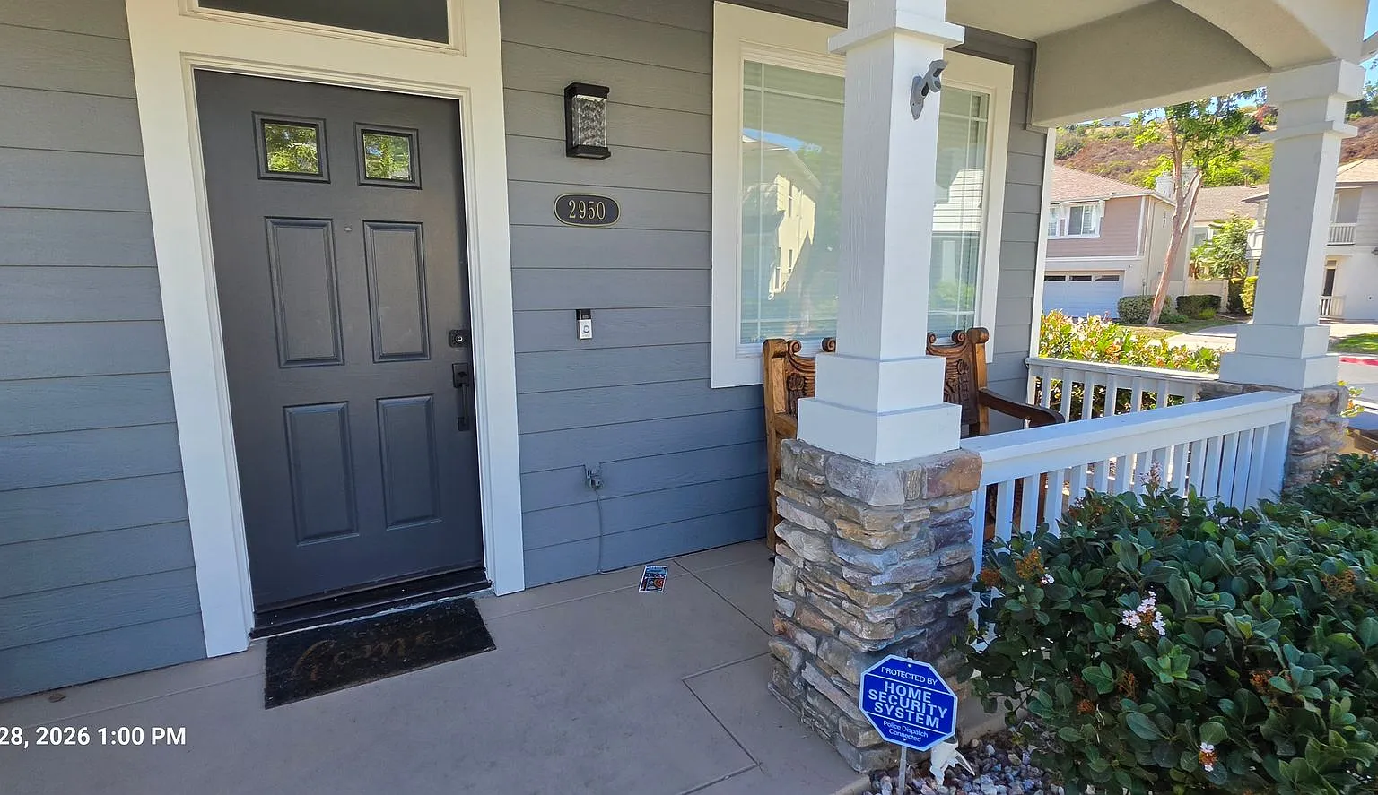 San Diego / Serra Mesa - Stonecrest Village. Very Nice 3 Bedroom + Loft / 3 Bath House. Available... — Photo 2