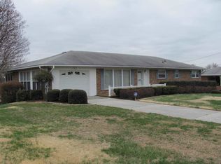 3315 Lawrence St, Morristown, TN 37814