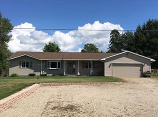 7648 26th Rd, Rapid River, MI 49878