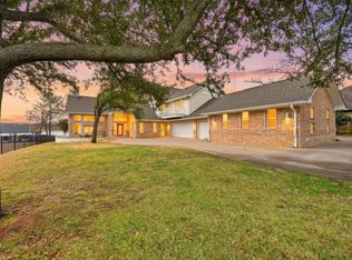 143 Blackfoot Trl, Gainesville, TX 76240