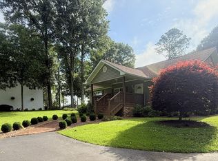 401 Stewart St, Carrollton, GA 30117