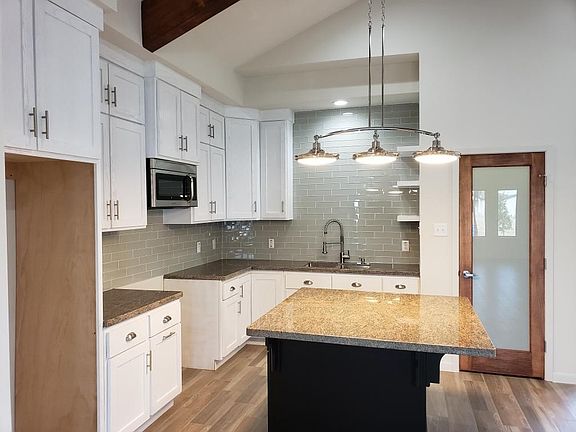 4th image of 1613 Tabasco Dr