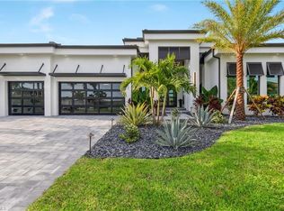 127 SW 56th Ter, Cape Coral, FL 33914