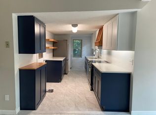 3406 S Barbett Ave, Springfield, MO 65804