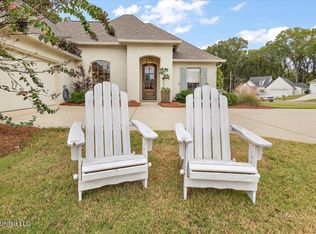 152 Shore View Dr, Madison, MS 39110