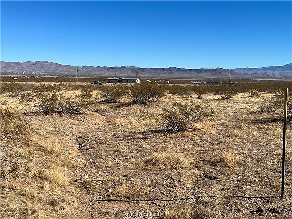 5th image of 2418 S Concho Road