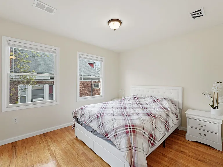 499 Ocean Ave #2 — Photo 11